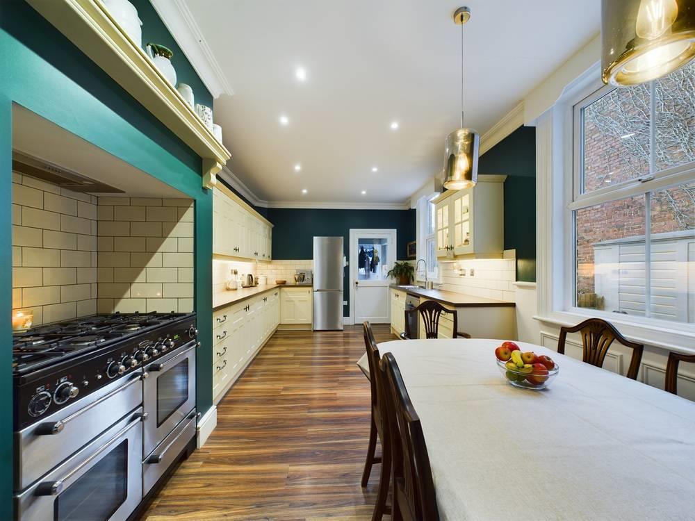 St. Johns Avenue, Bridlington Belts Estate Agents